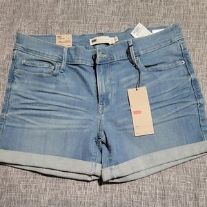 NWT Levi’s Denim Cuffed Shorts Sz 29